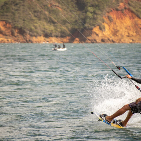 Young,Man,Kitesurfing,At,Lake,Calima,,Colombia
